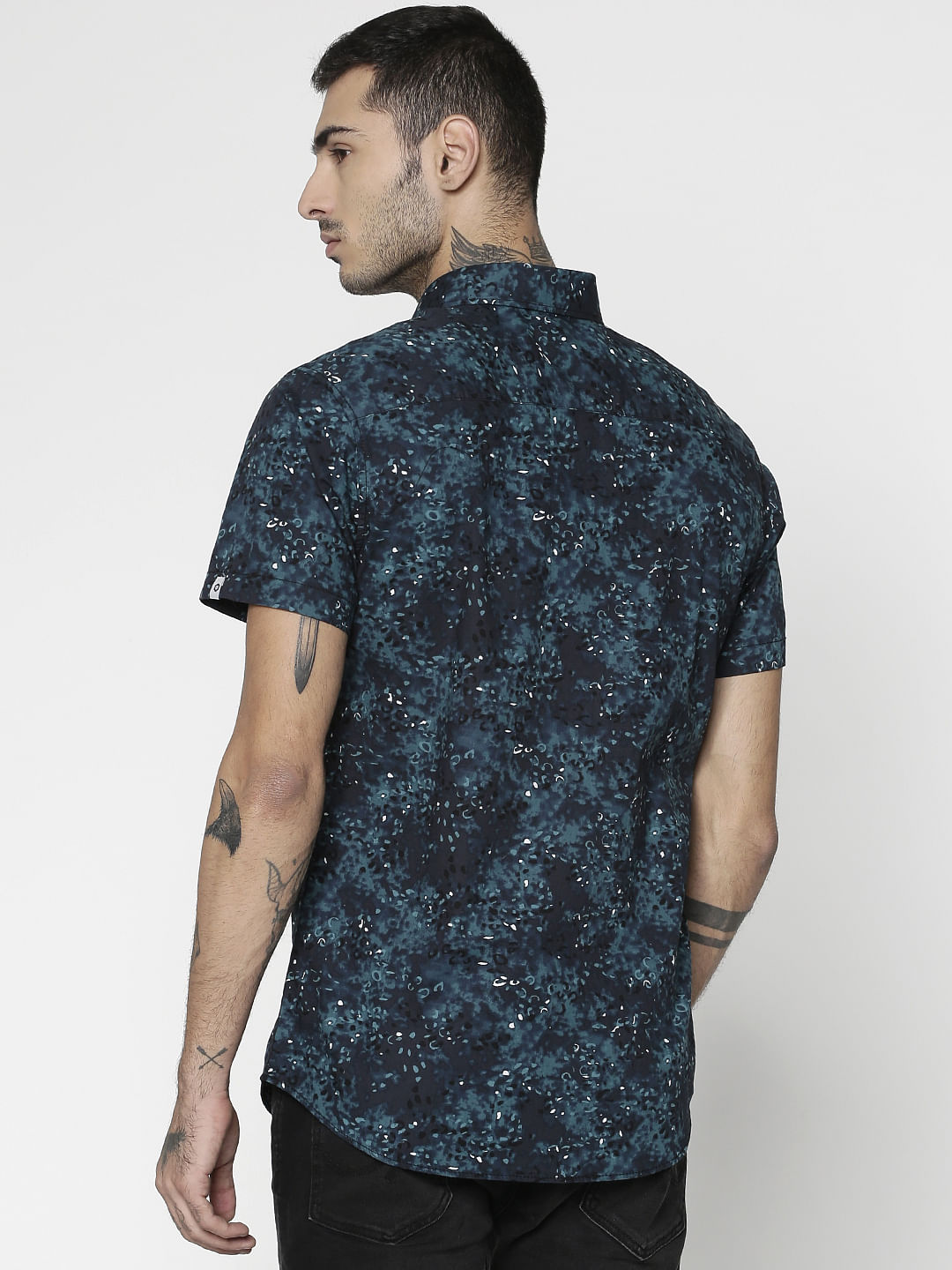 Blue All Over Leaf Print Slim Fit Short Sleeves Shirt