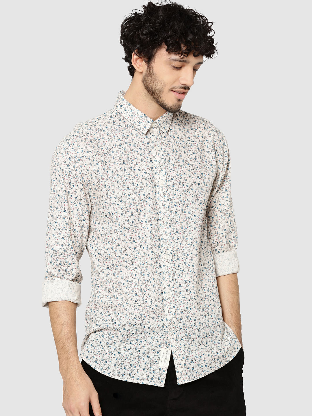 Off White All Over Floral Print Full Sleeves Shirt - S