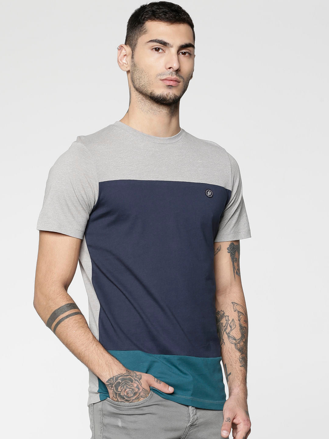 Grey Colour Blocked Slim Fit Crew Neck T-Shirt