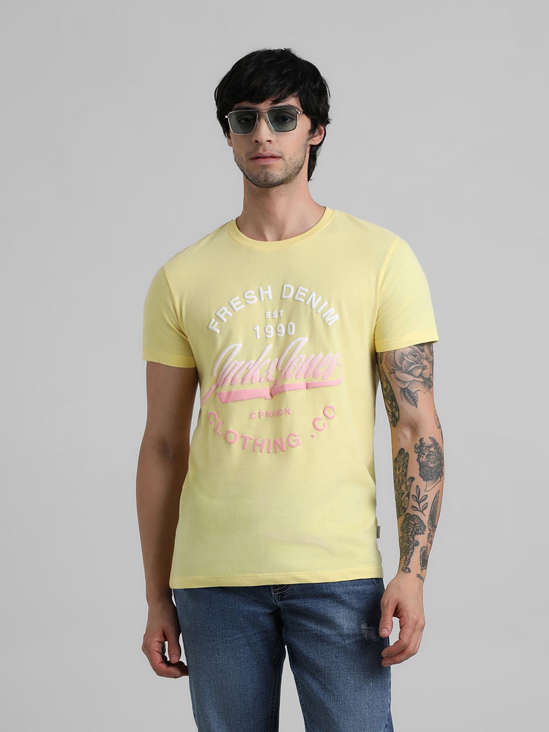Yellow Logo Text Crew Beck T-shirt - S