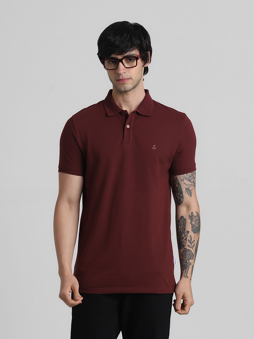 Maroon Solid Polo Neck T-shirt - S