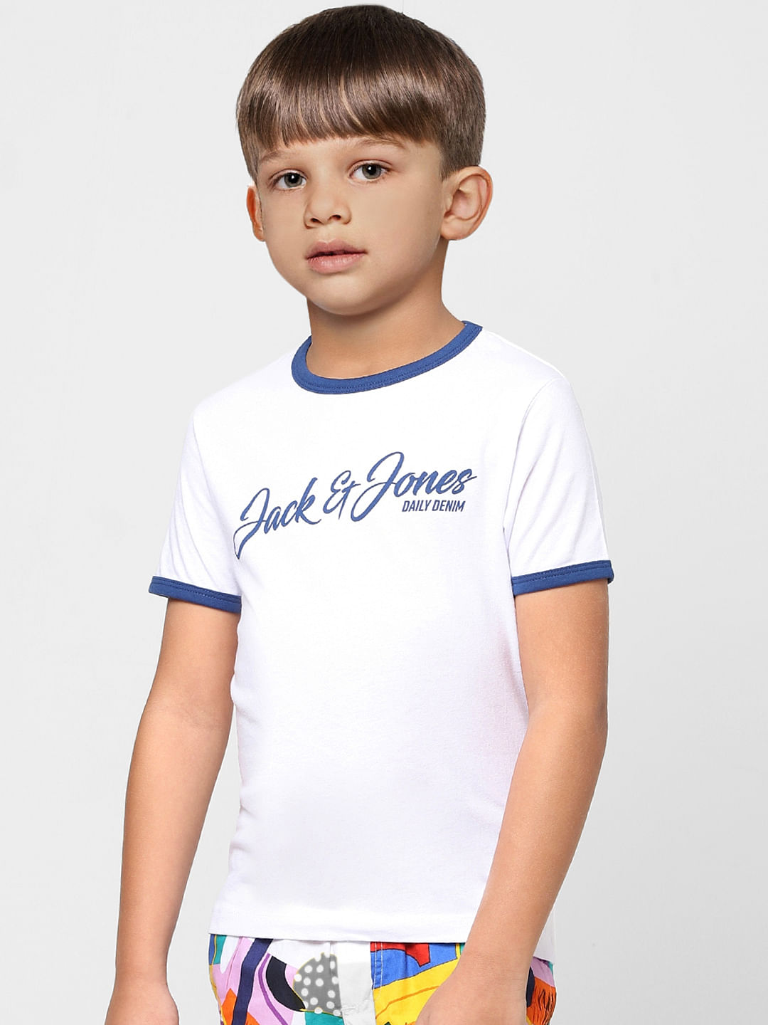 Boys White Contrast Tipping Crew Neck T-shirt