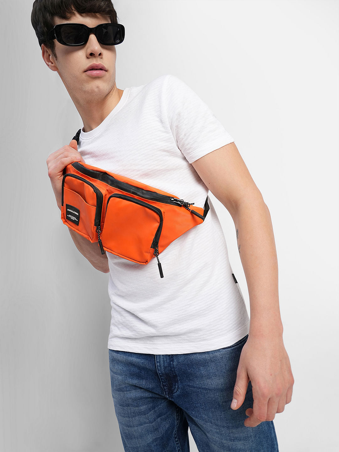 White Crew Neck T-shirt - S