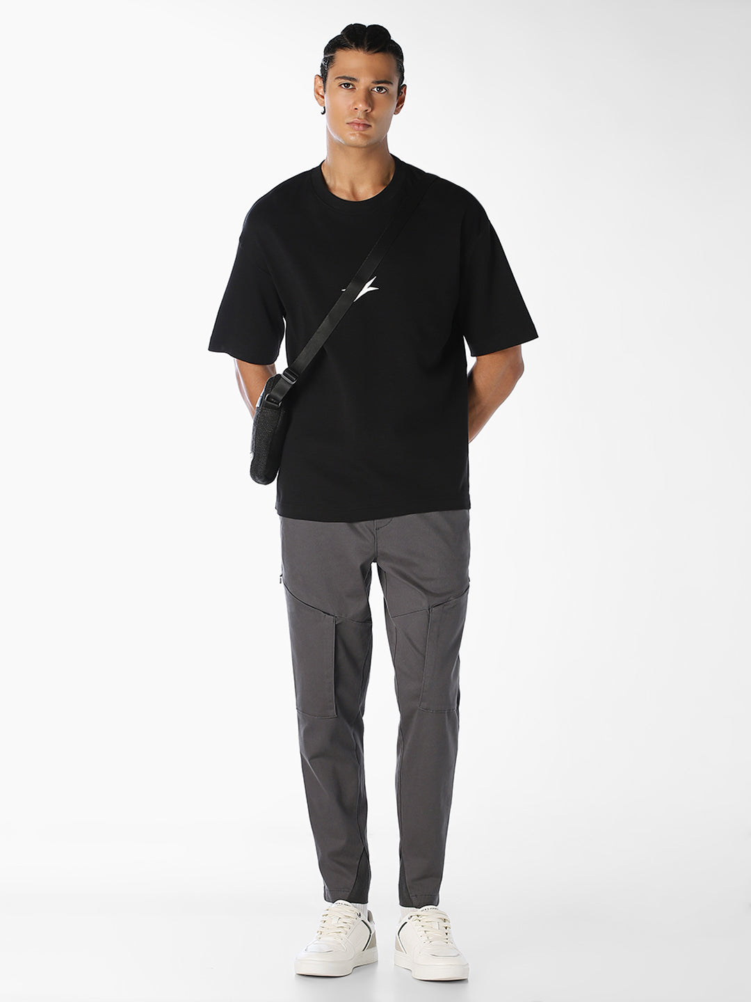 Brown Solid Slim Fit cargo