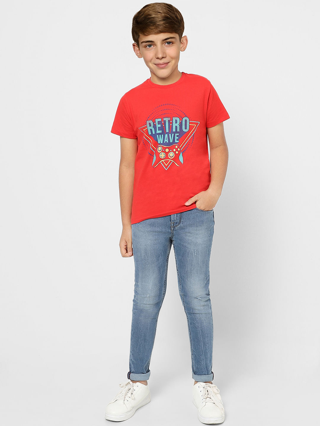 Boys Red Graphic Print Crew Neck T-shirt - 4/5Y