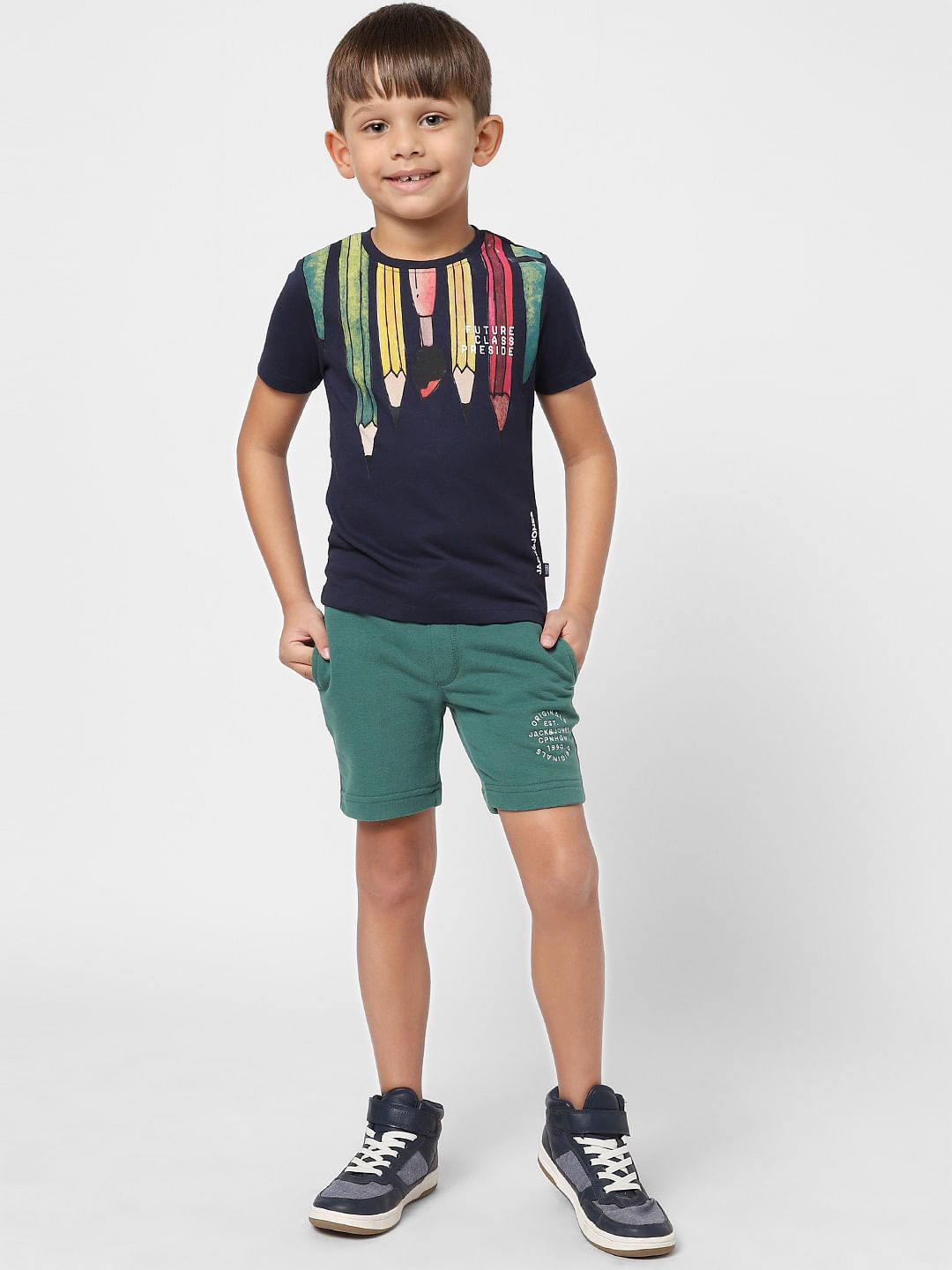 BOYS Green Sweatshorts - 4/5Y