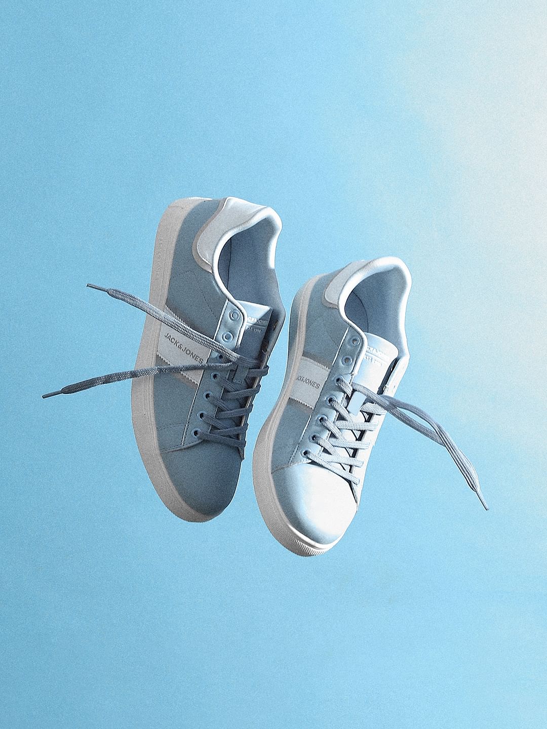 Light Blue Colourblocked Sneakers - 40