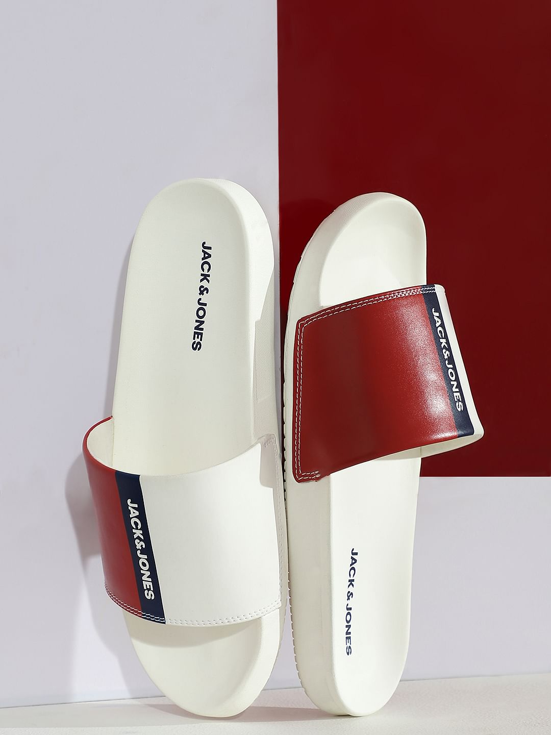 White Colourblocked Sliders - 40