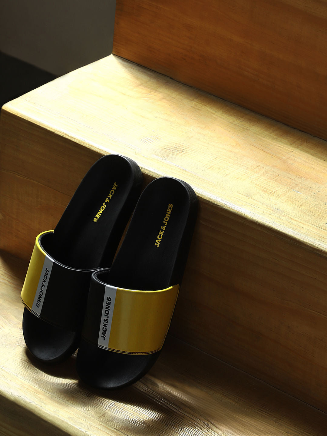 Black Colourblocked Sliders - 40