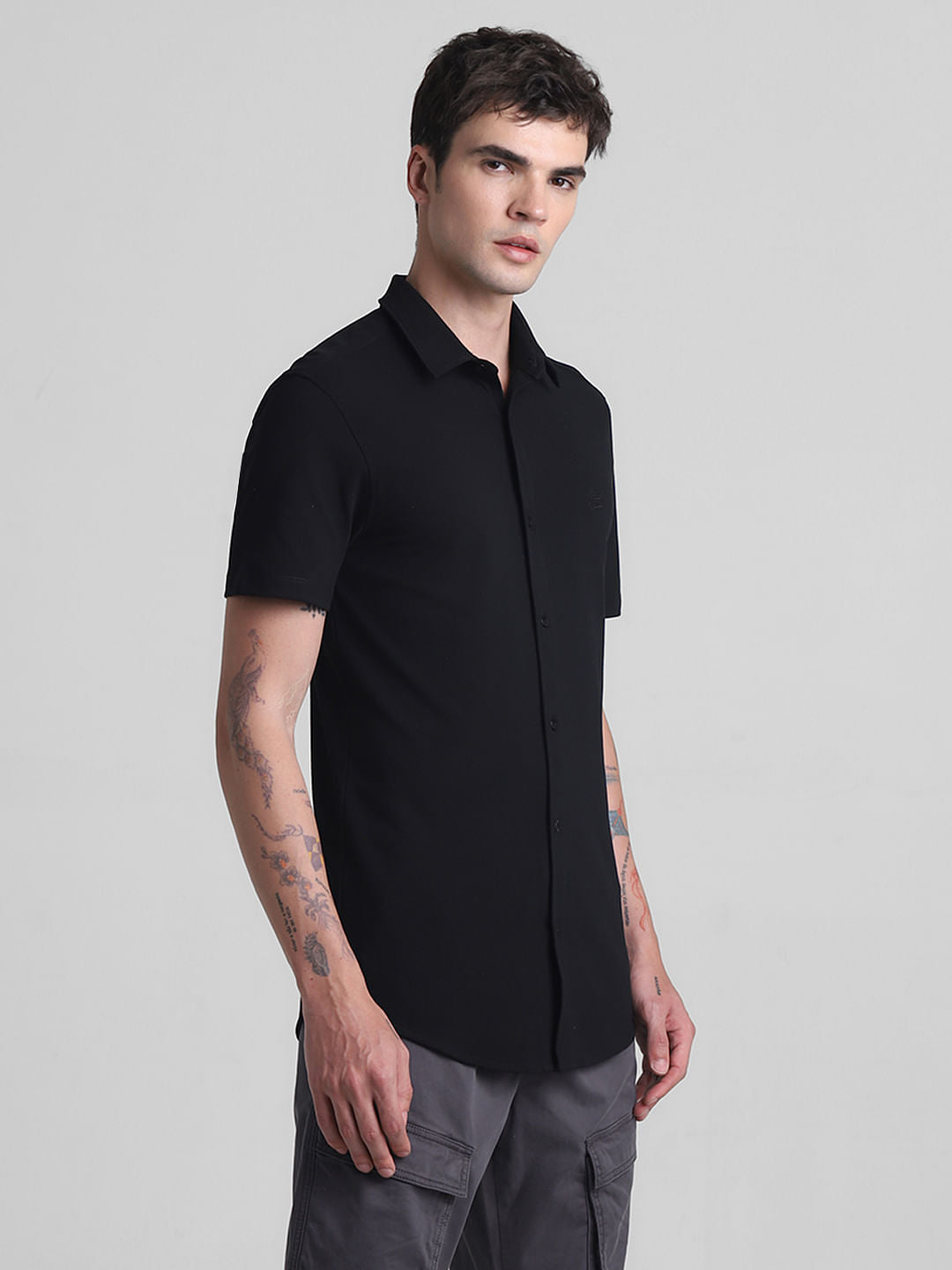 Black Knitted Short Sleeves Shirt