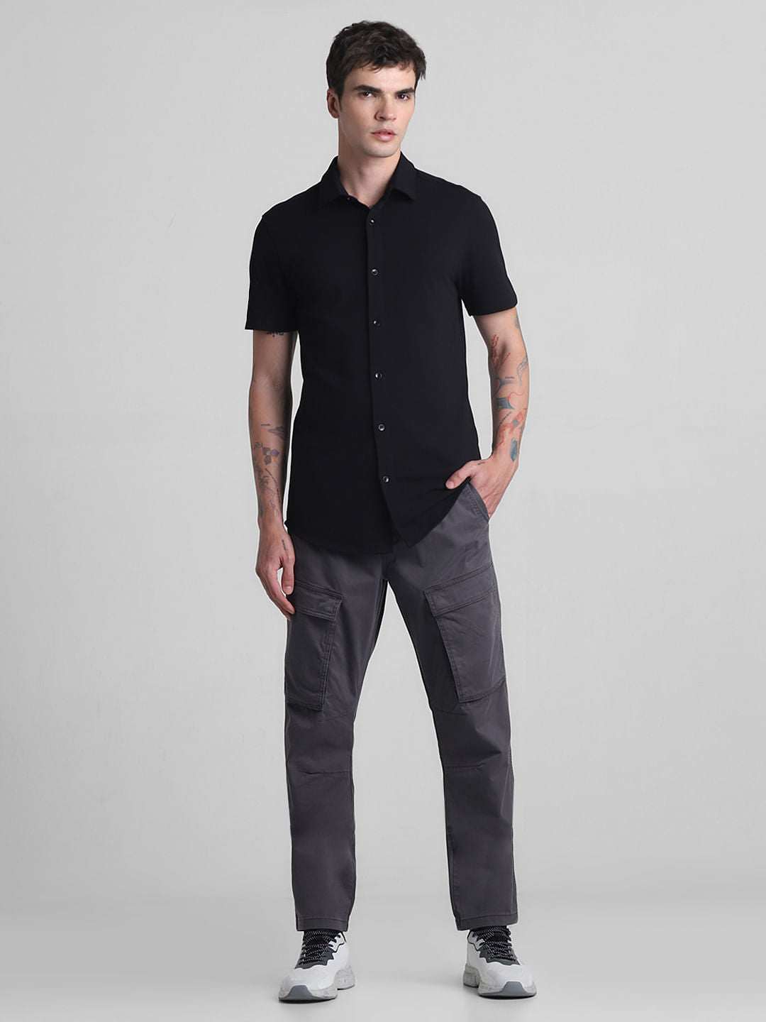 Black Knitted Short Sleeves Shirt