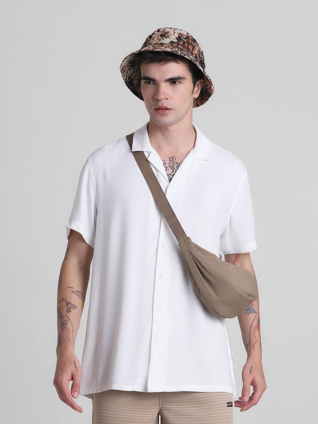 White Short Sleeves Shirt - S