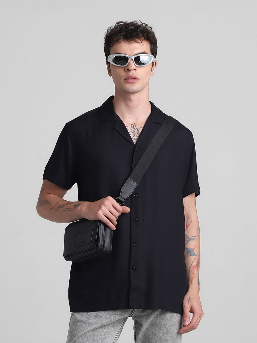 Black Cotton Short Sleeves Shirt - S