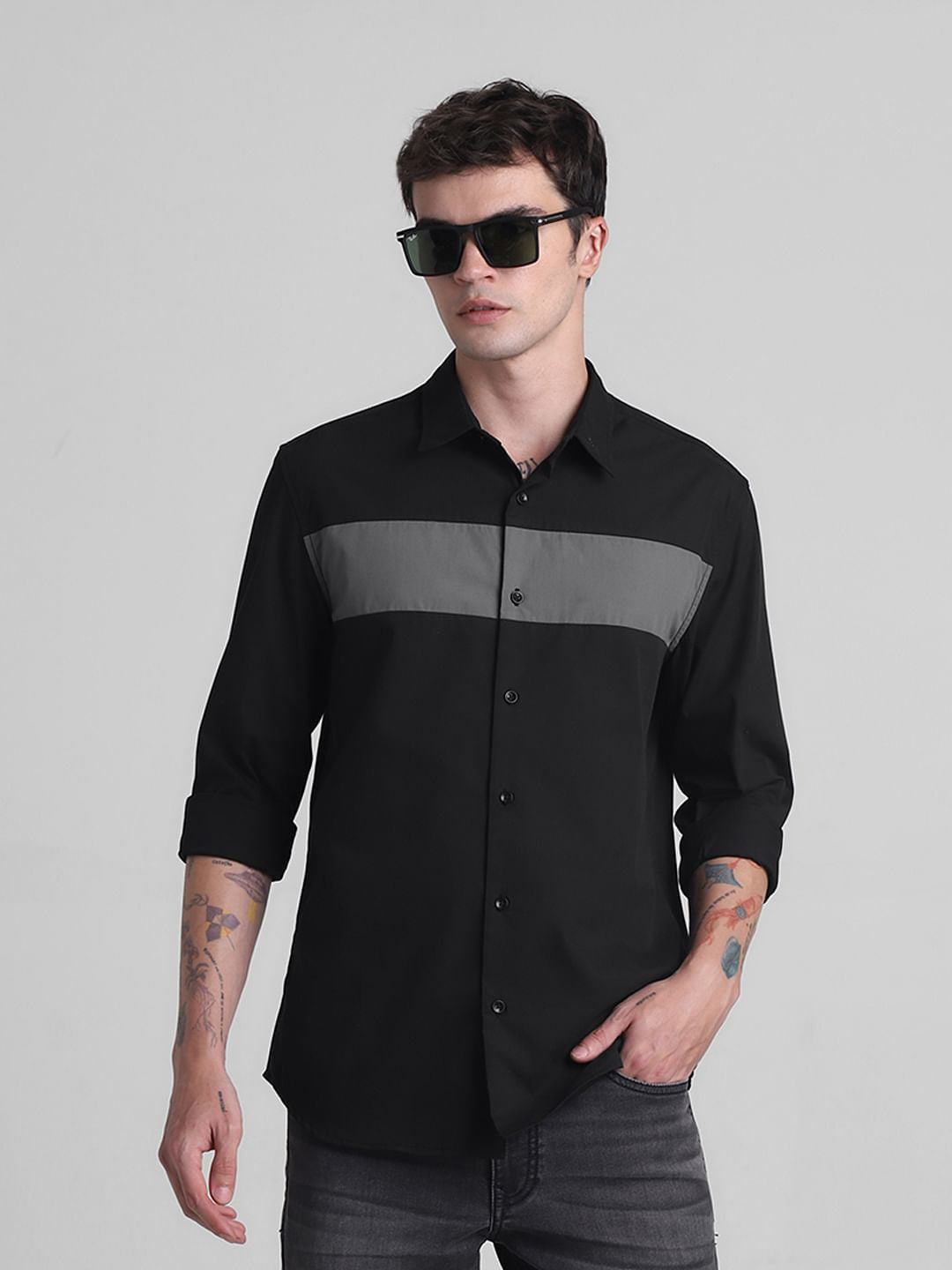 Black Colourblocked Full Sleeves Shirt - S