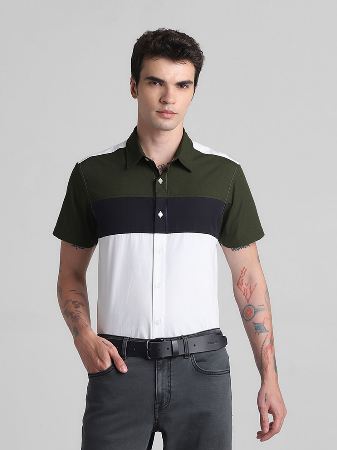 Green Colourblocked Short Sleeves Shirt - M