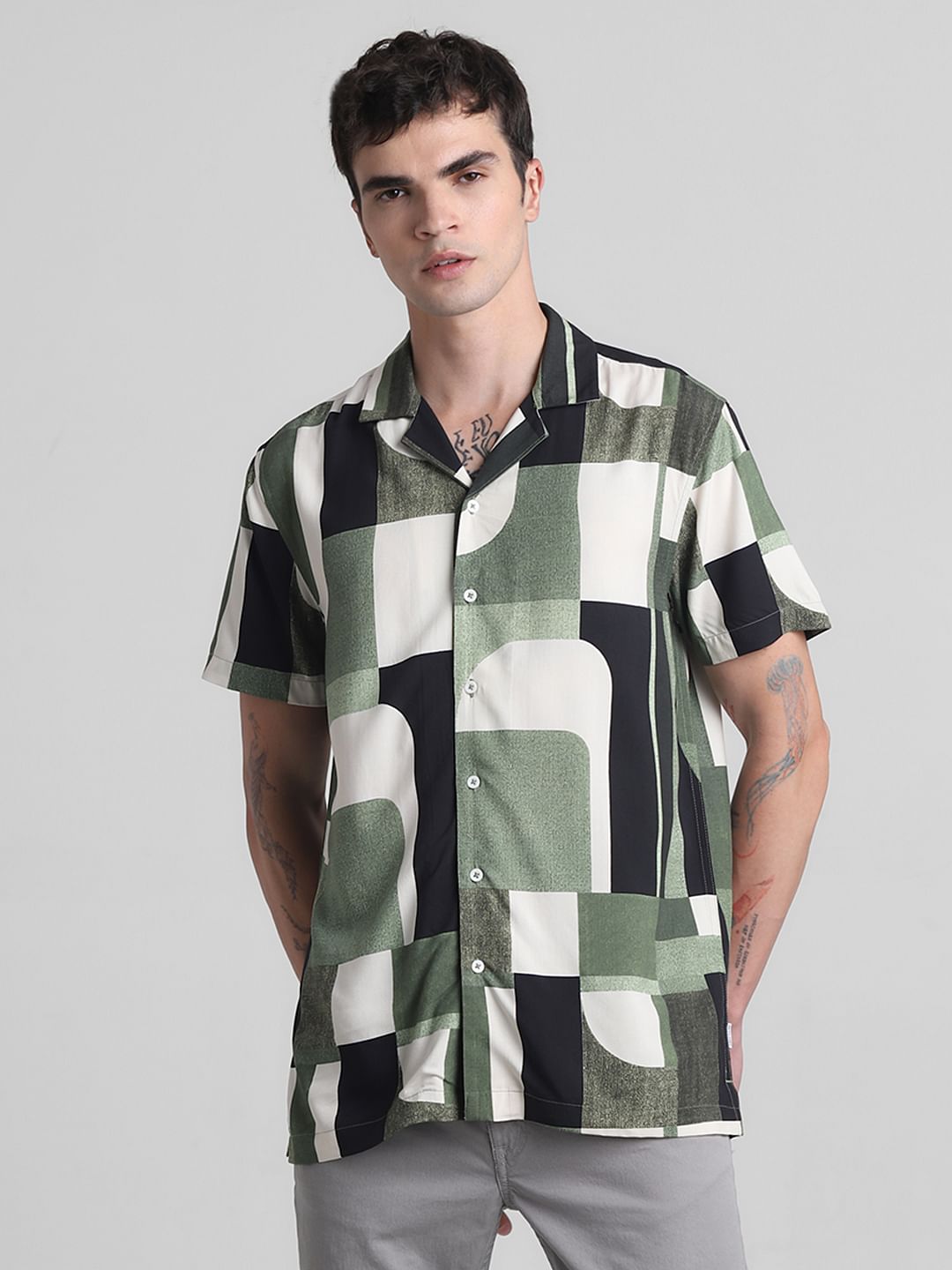 Green Printed Short Sleeves Shirt