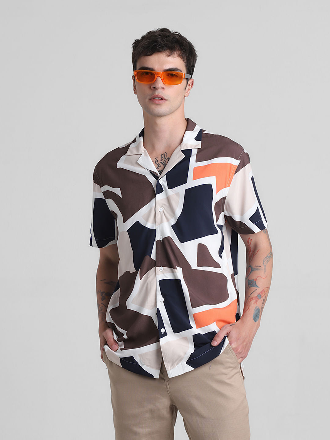 Brown Printed Short Sleeves Shirt - M
