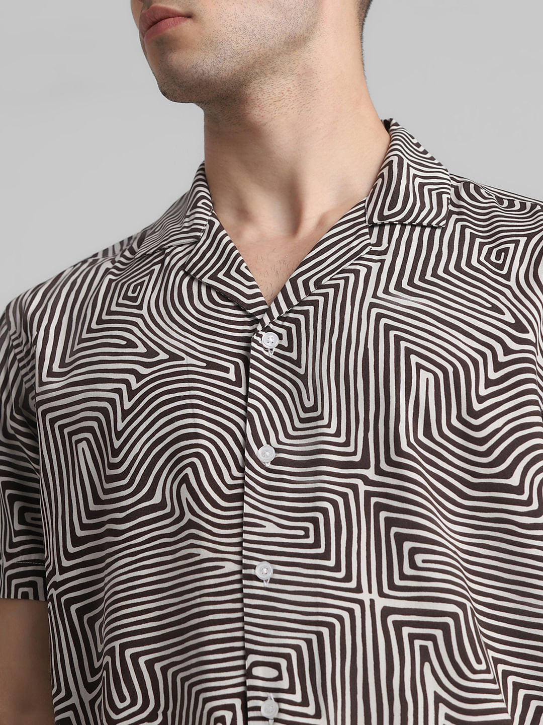 Black Abstract Print Short Sleeves Shirt