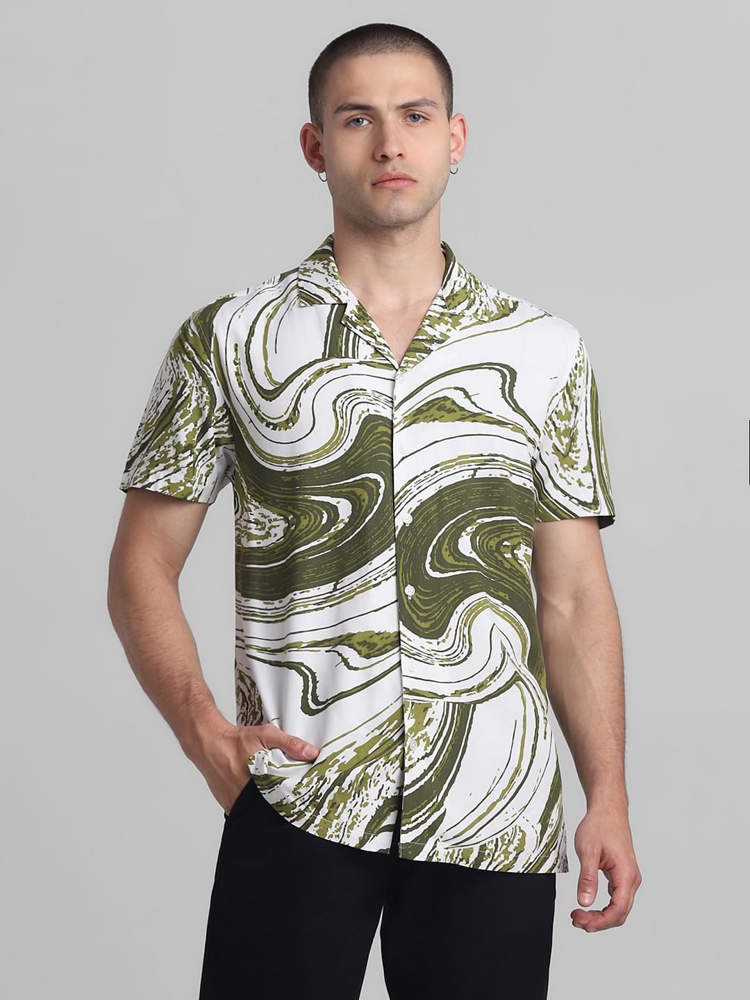 Green Abstract Print Short Sleeves Shirt