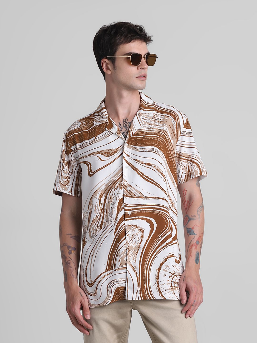 Brown Abstract Print Short Sleeves Shirt - M