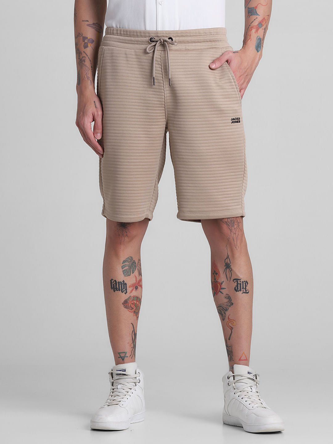 Brown mid Rise Striped Sweatshorts - S