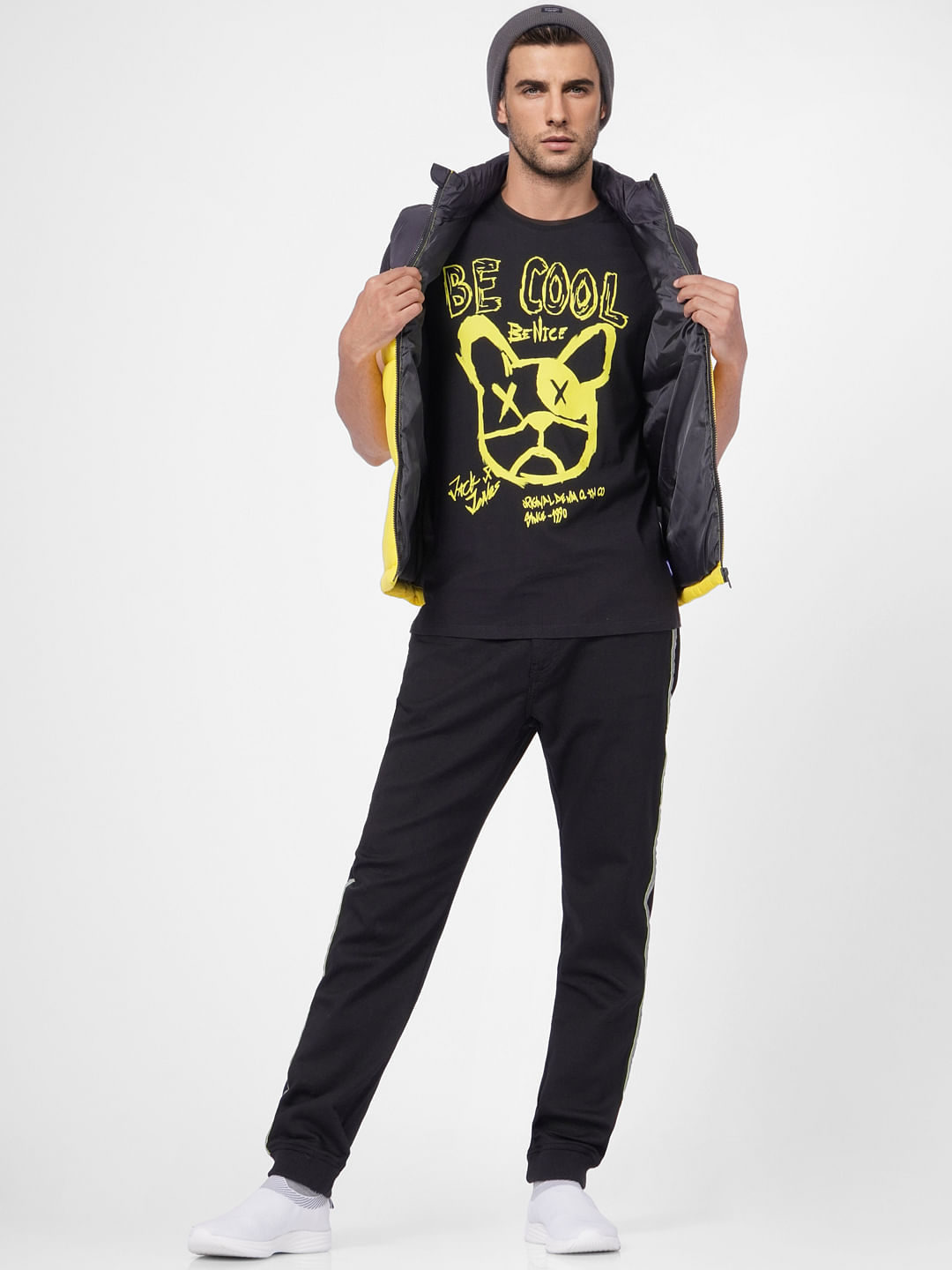 Black Graphic Print Crew Neck T-shirt - S