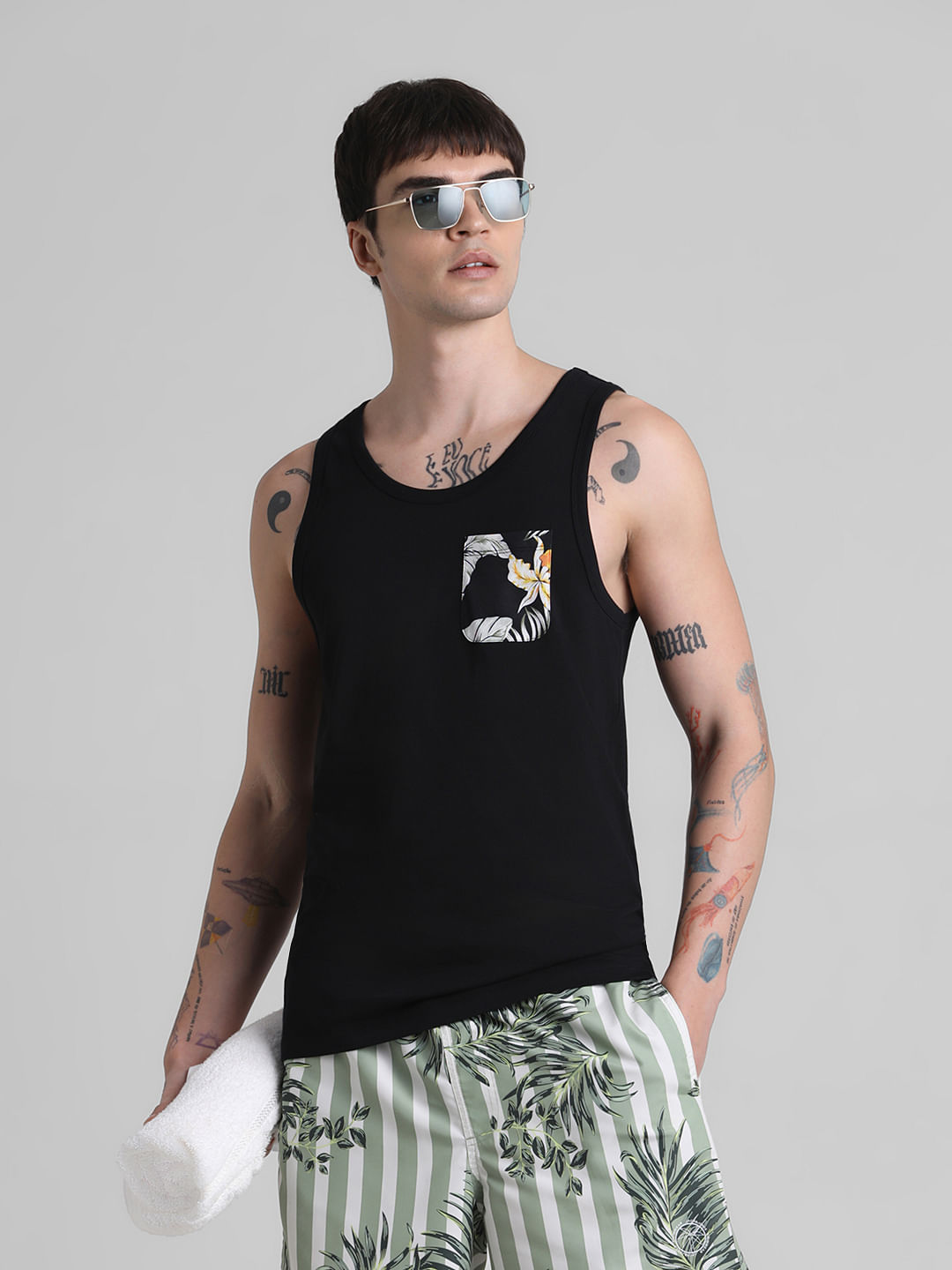 Black Tropical Print Pocket Vest - S