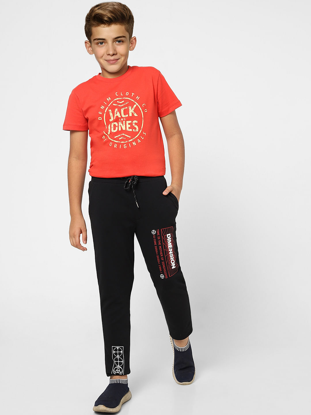 BOYS Black Mid Rise Printed Sweatpants - 4/5Y