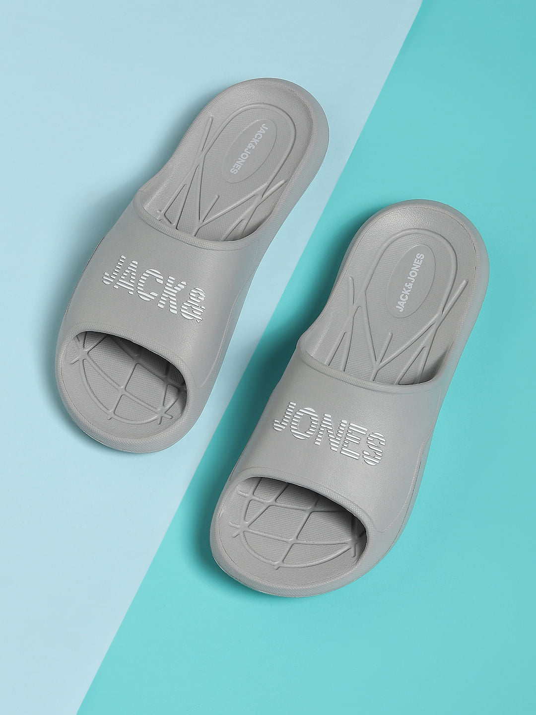 Light Grey Moulded Sliders - 40