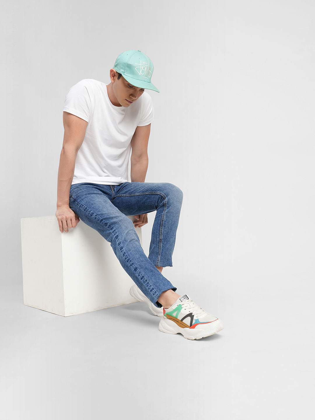 Blue Low Rise Washed Ben Skinny Jeans - 28/30