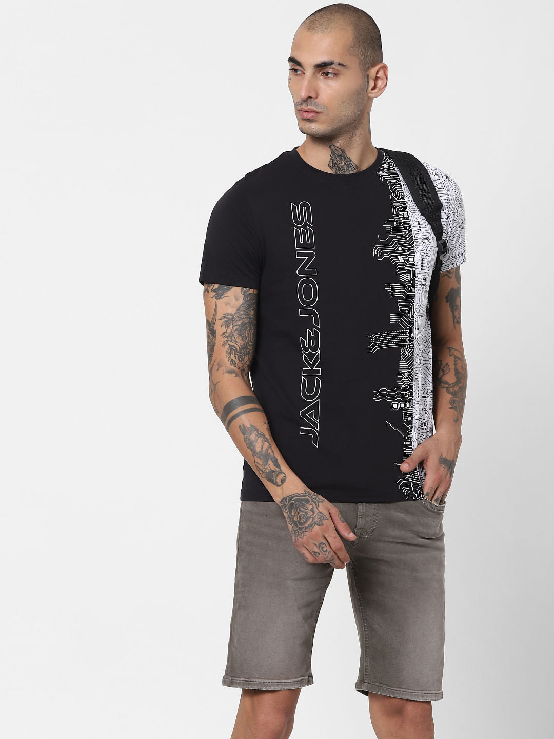 Black Graphic Print Crew Neck T-shirt - S