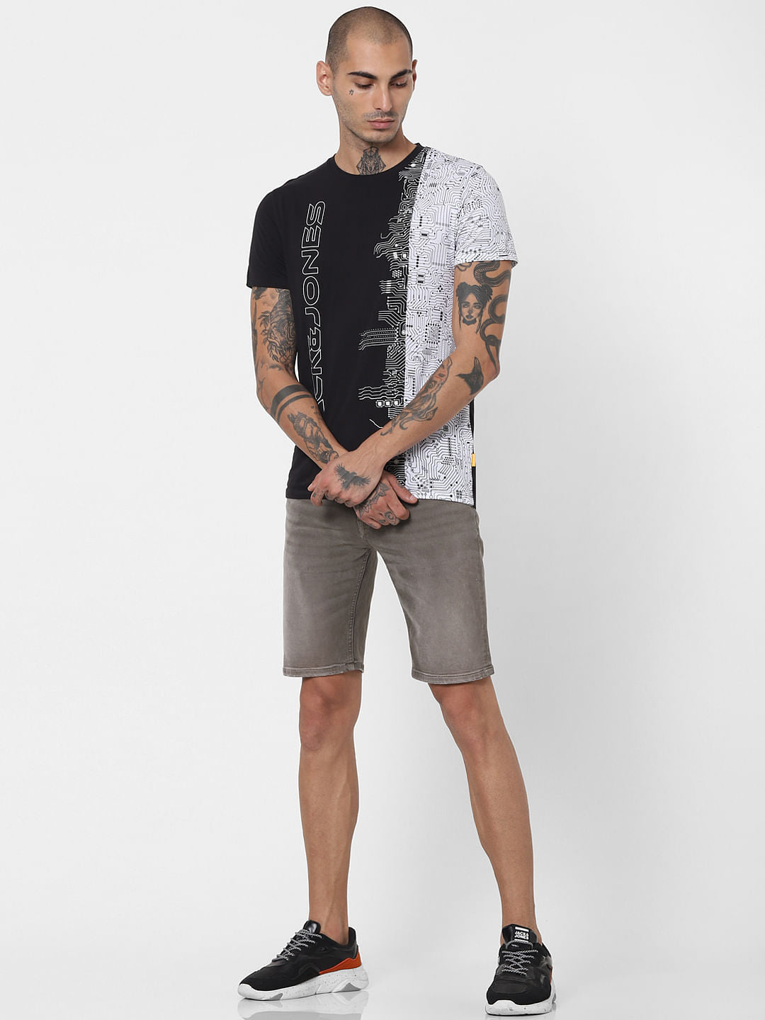 Black Graphic Print Crew Neck T-shirt