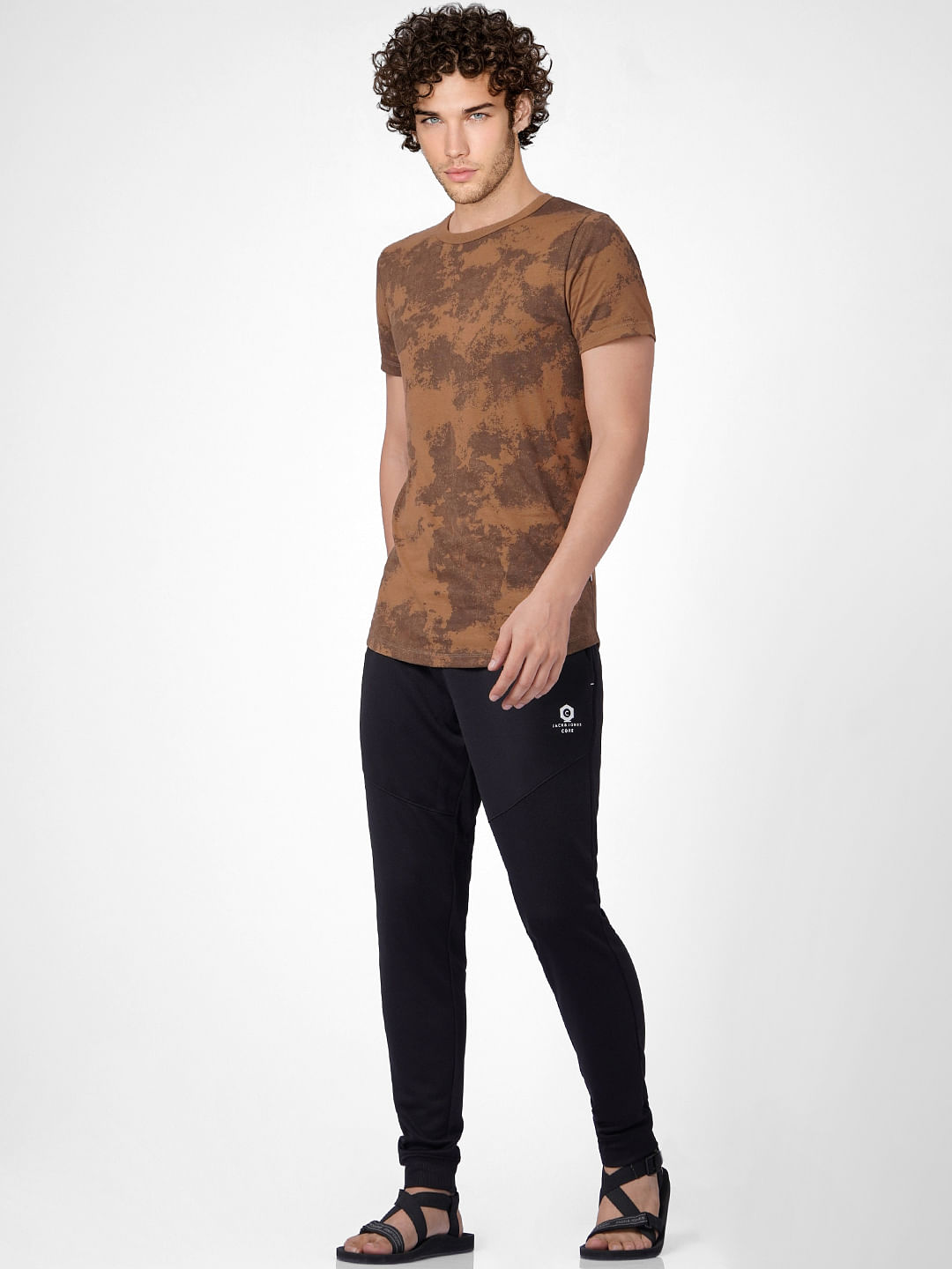 Brown Abstract Print Crew Neck T-shirt