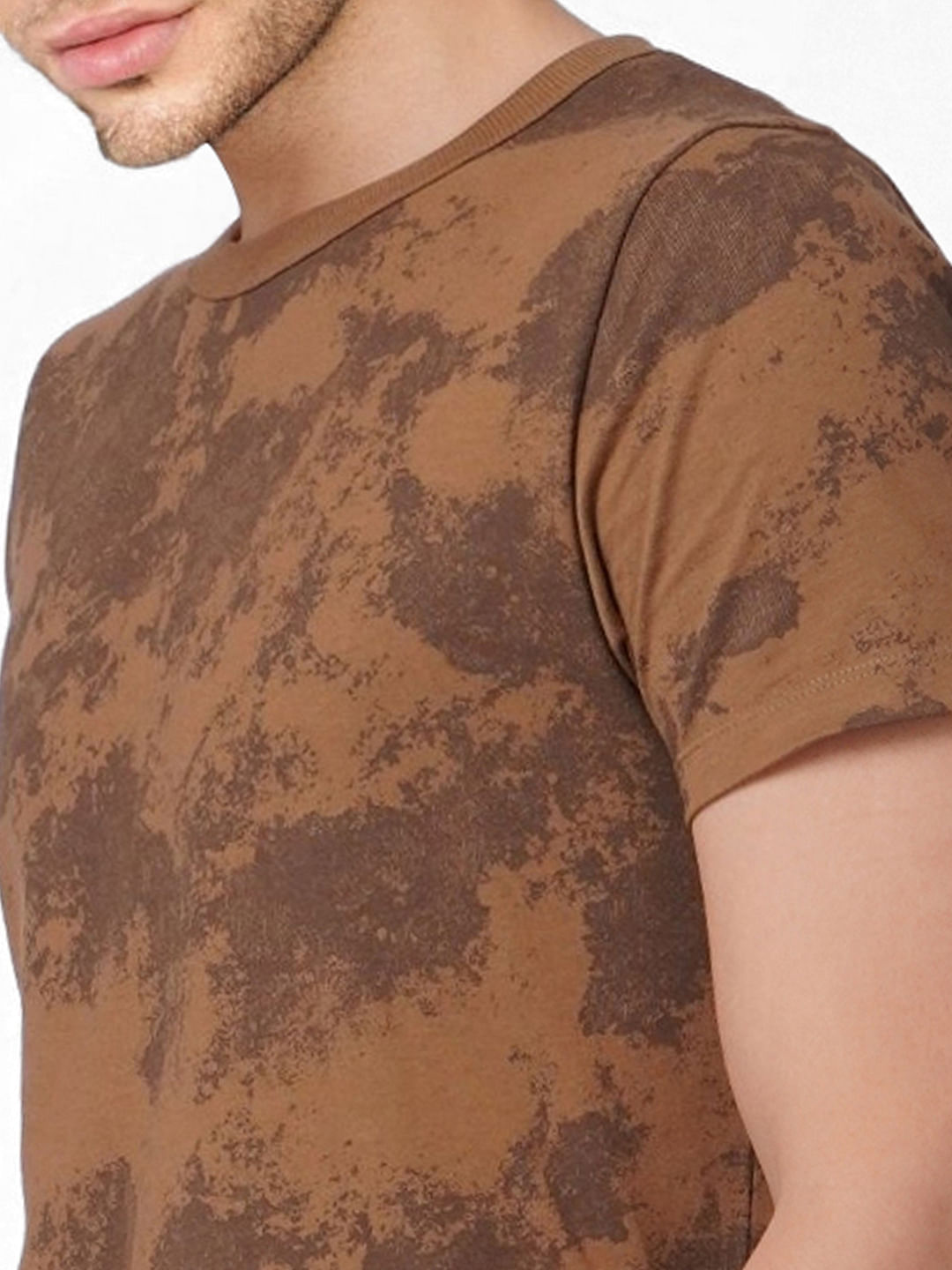 Brown Abstract Print Crew Neck T-shirt