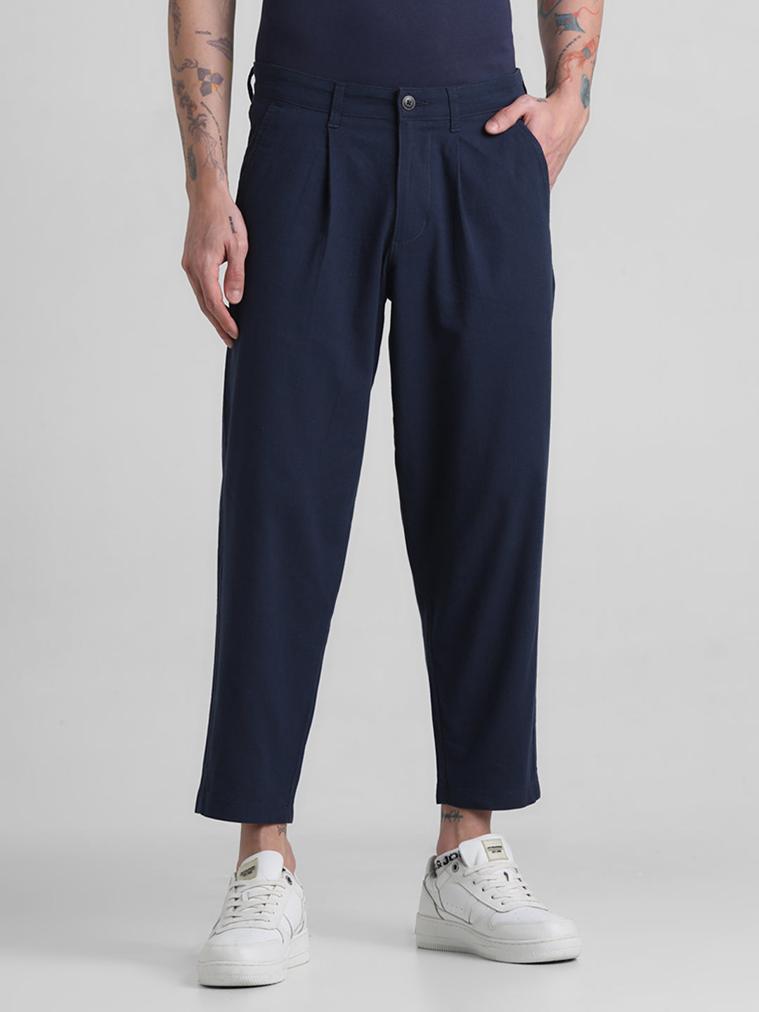 Men's Navy Blue Cotton-Linen Pleated Tapered Cropped Trousers - 28/30