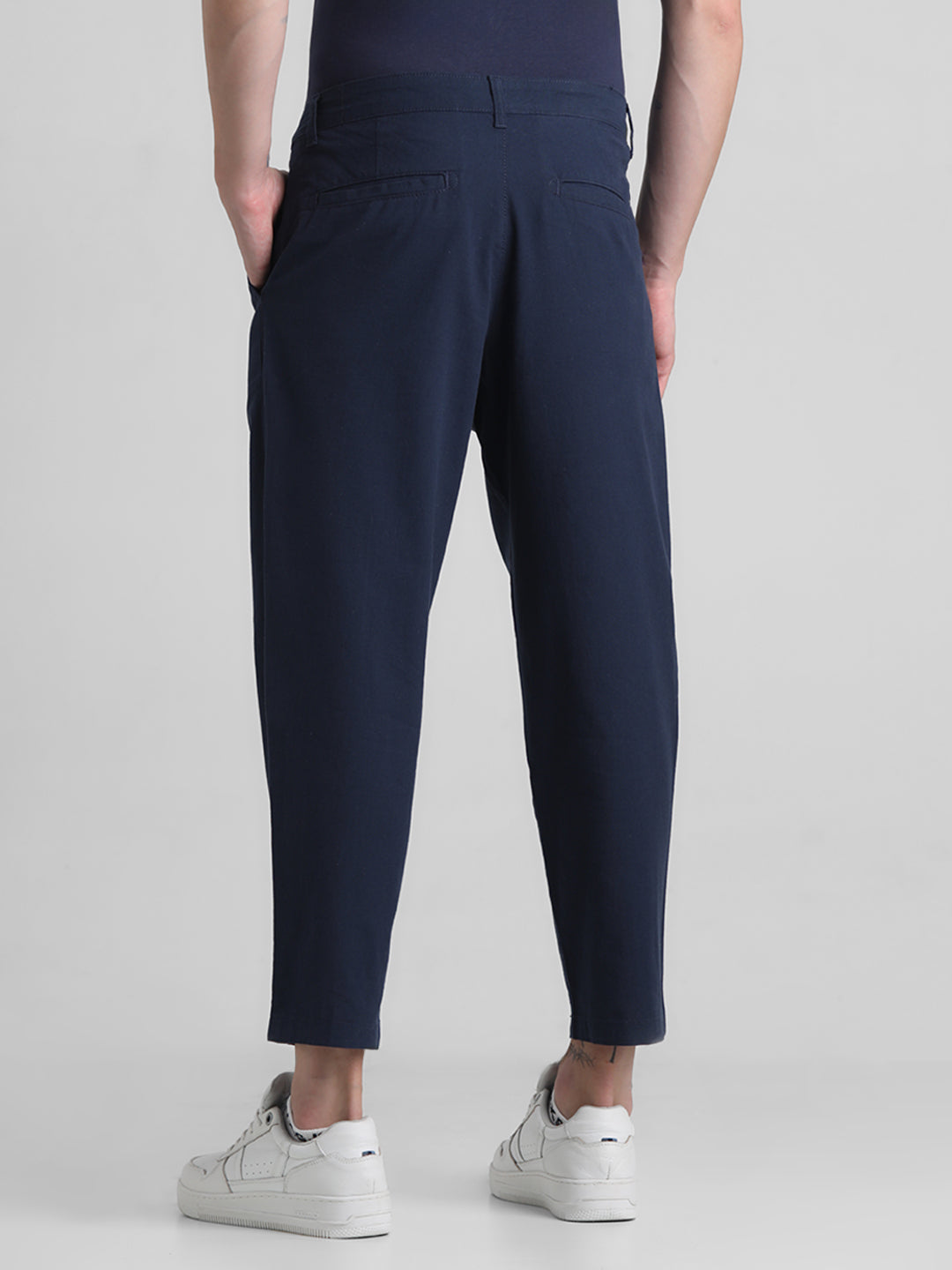 Men's Navy Blue Cotton-Linen Pleated Tapered Cropped Trousers