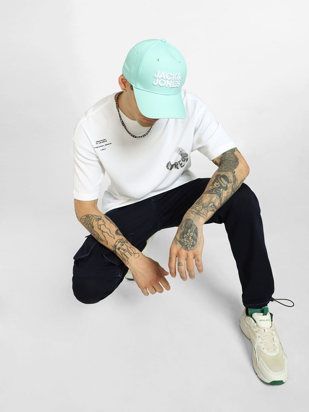 White Crew Neck T-shirt - S