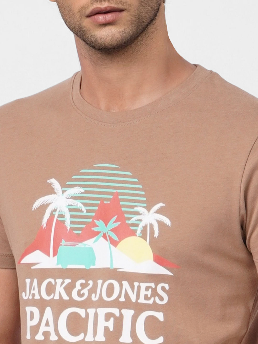 Brown Graphic Print Crew Neck T-shirt