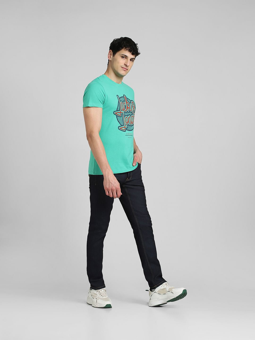 Green Graphic Print Crew Neck T-shirt