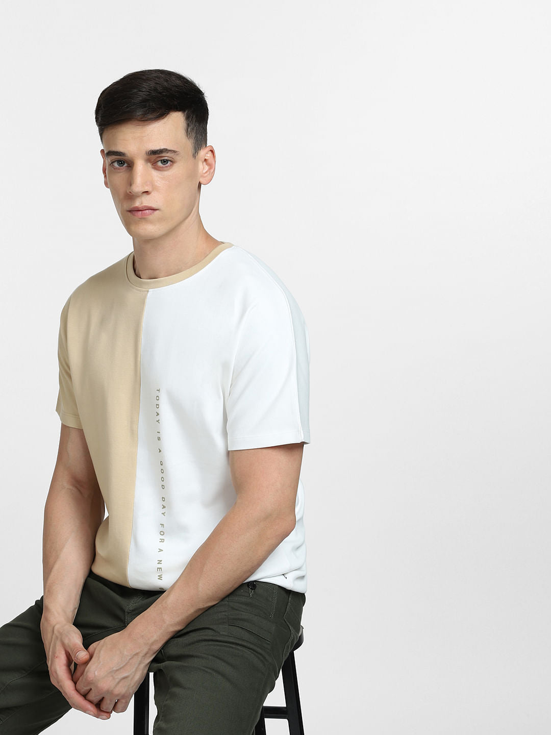 White Colourblocked Crew Neck T-shirt - S
