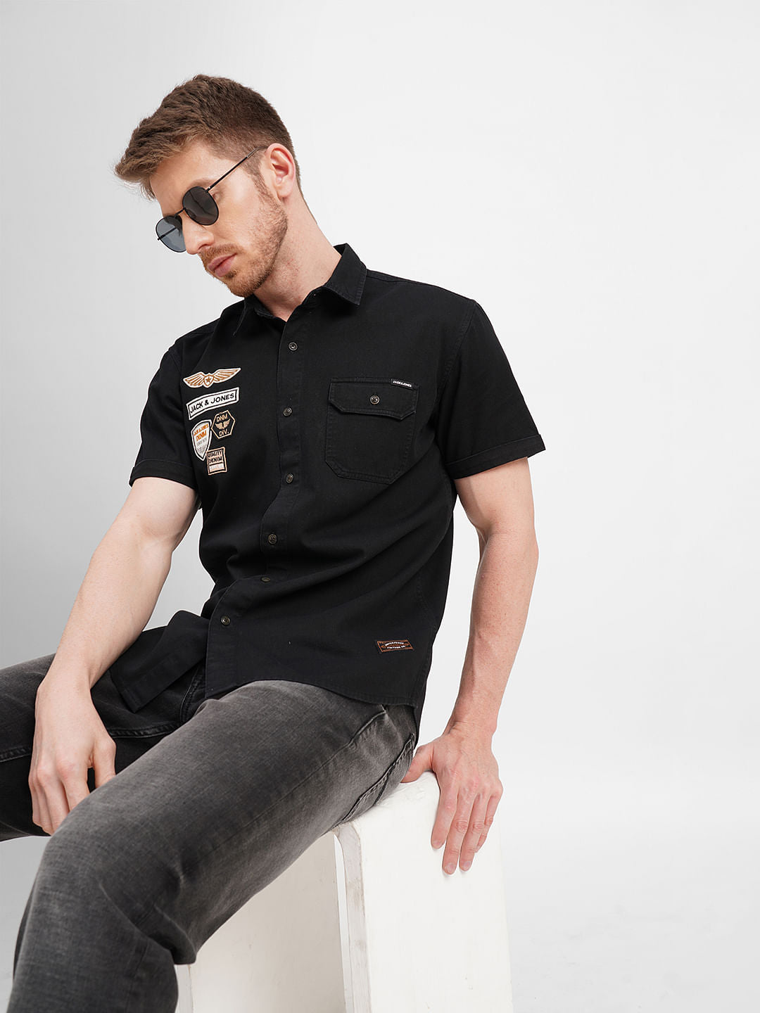 Black Badge Detail Short Sleeves Shirt - S