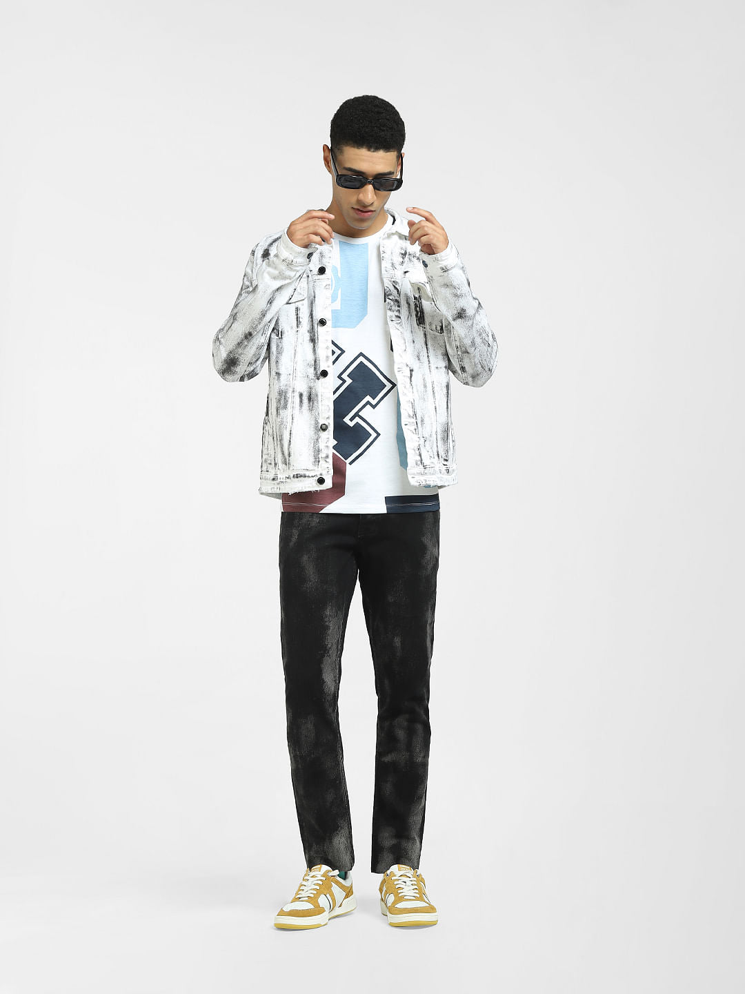 White Logo Print Crew Neck T-shirt - S