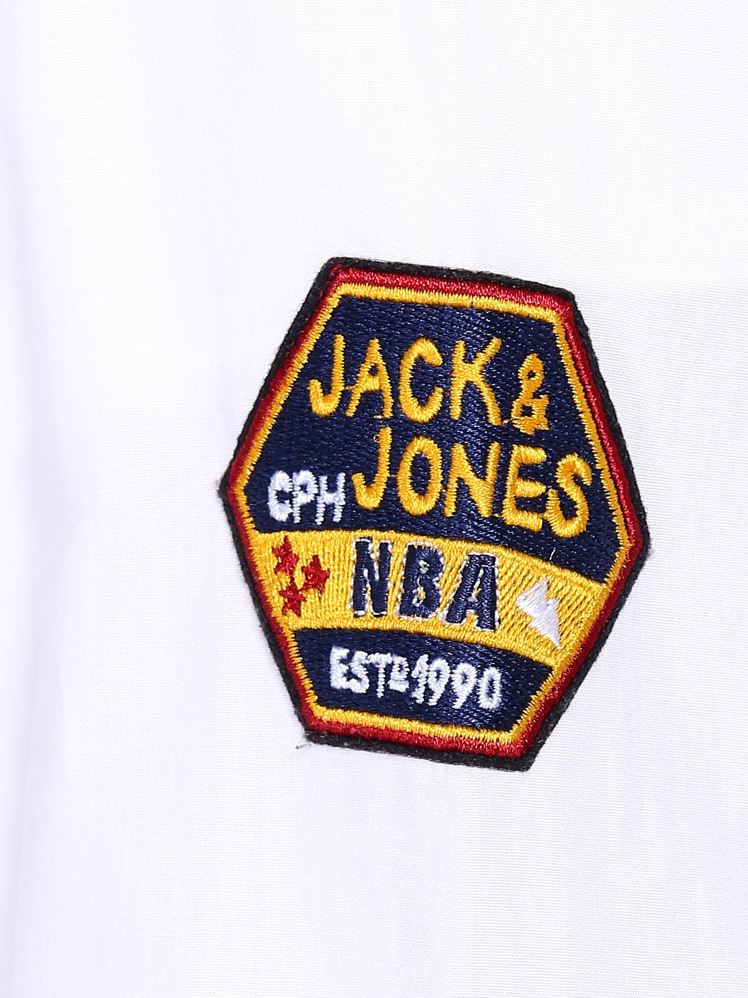 Cleveland Cavaliers White Slim Fit Crew Neck Nba Shirt