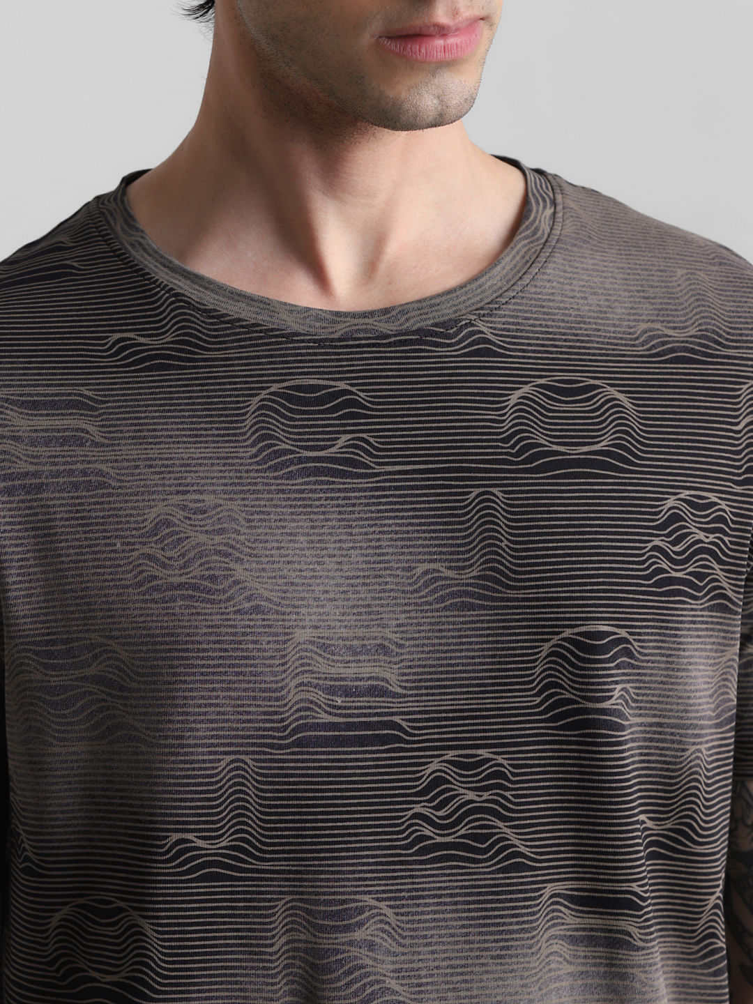 Black Logo Engrave Oversized T-shirt