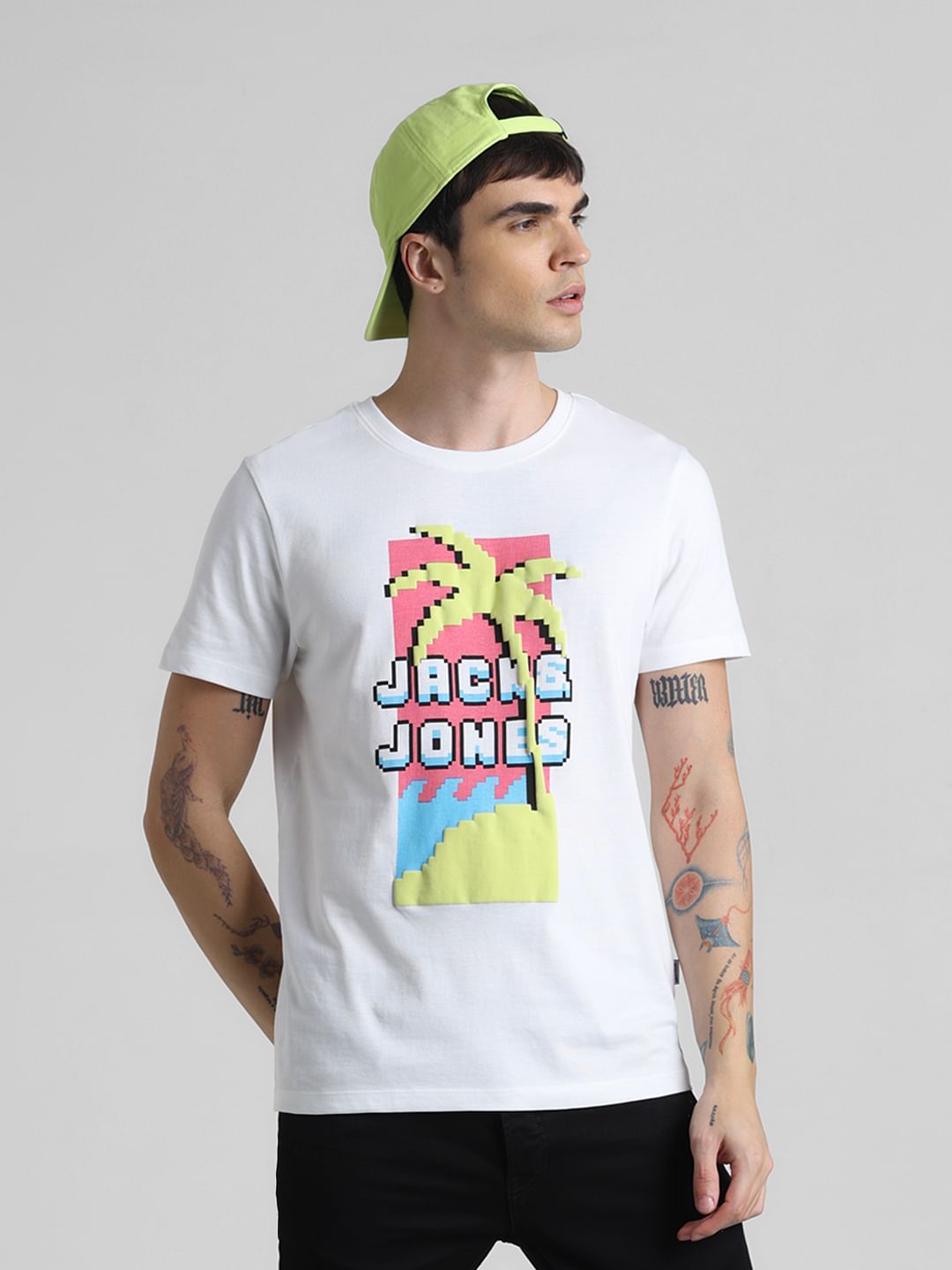 White Graphic Print T-shirt - L