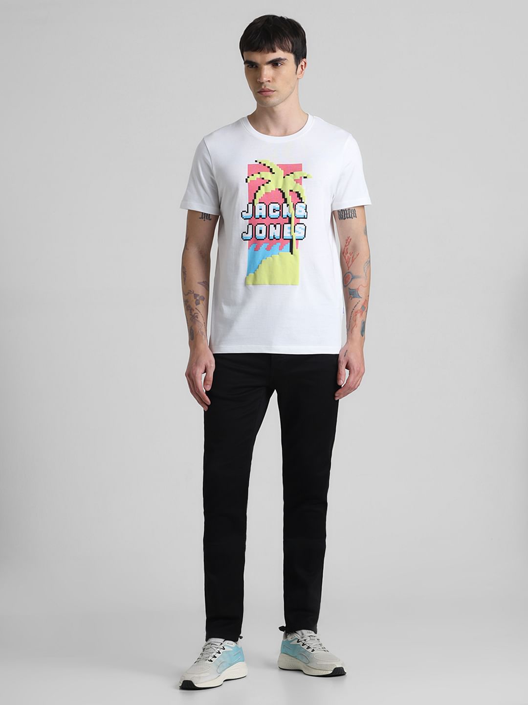 White Graphic Print T-shirt