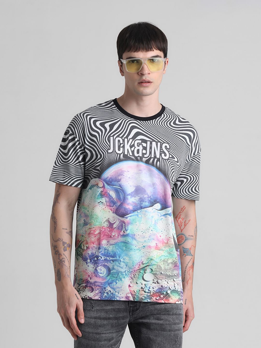 White Illusion Print Crew Neck T-shirt