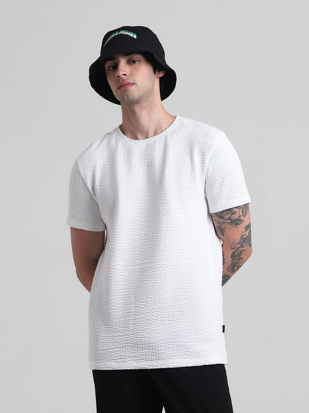 White Knitted Crew Neck T-shirt