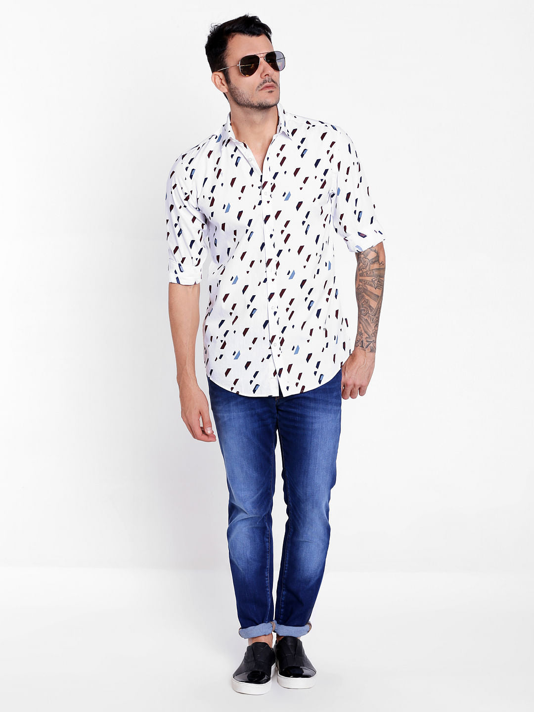 White Geometric Print Full Sleeves Shirt - S