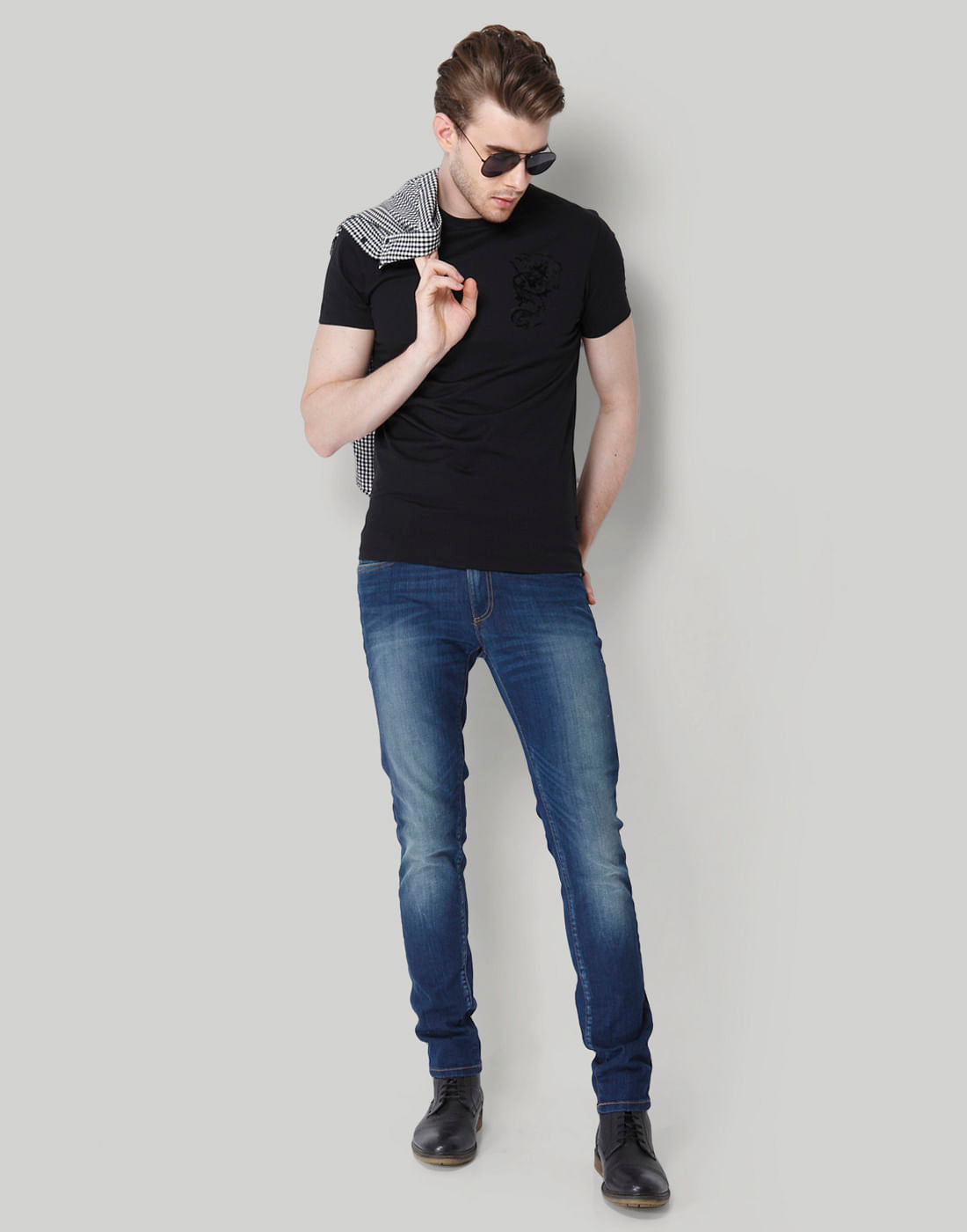 Black Graphic Print Crew Neck T-Shirt